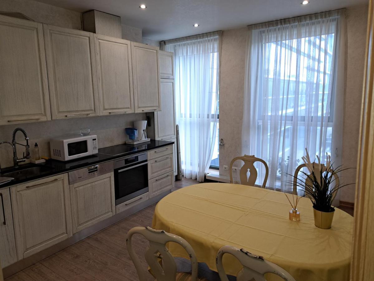 Andyshaun Service Appartments Riga Exterior foto